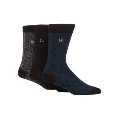 Pack of three assorted bamboo rich socks